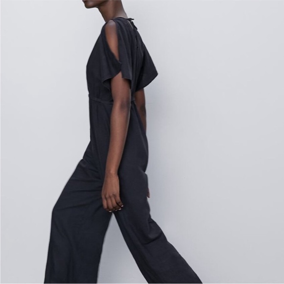 Zara jump suit - Picture 2 of 3